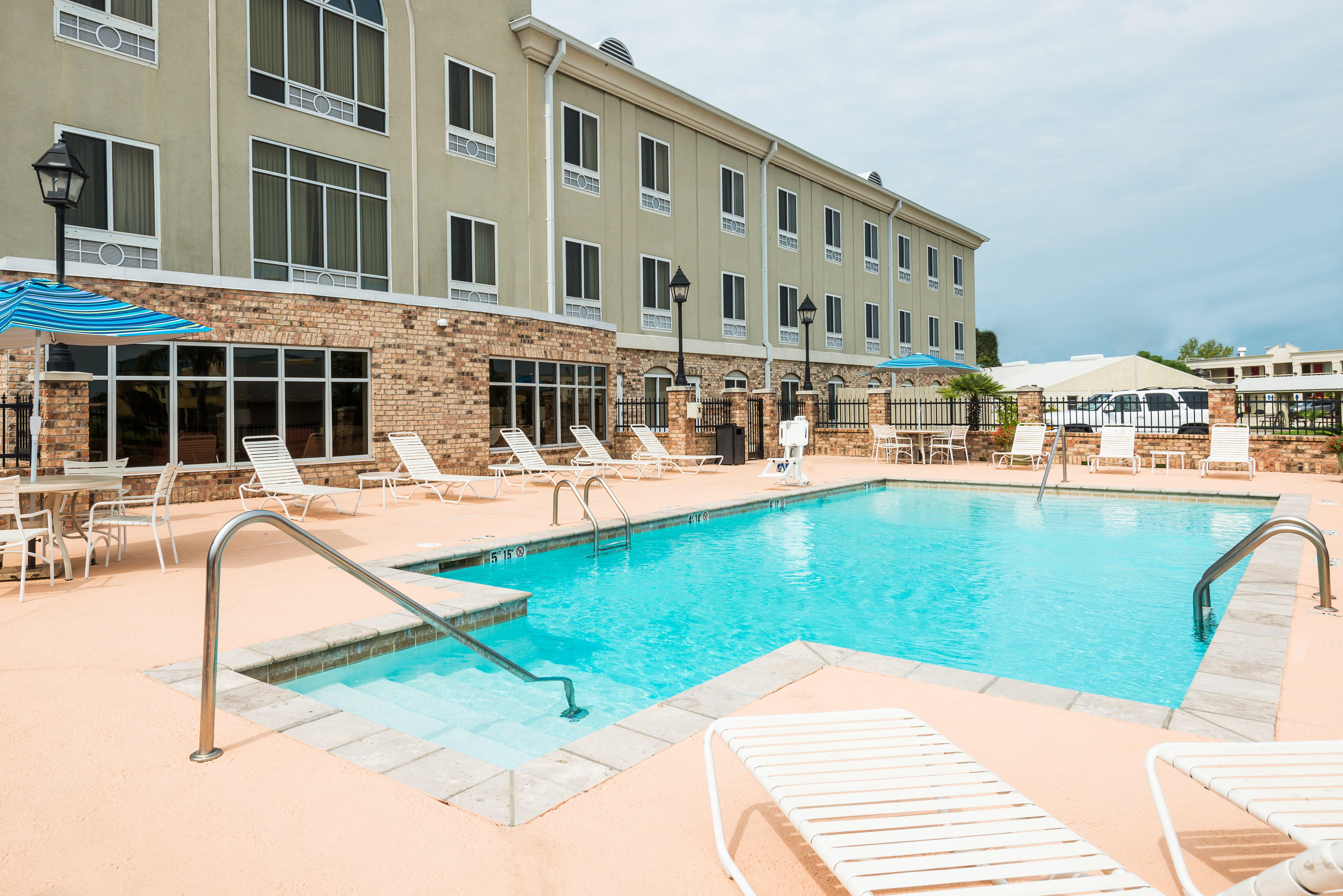 Holiday Inn Express Hotel & Suites New Iberia - Avery Island By Ihg Экстерьер фото
